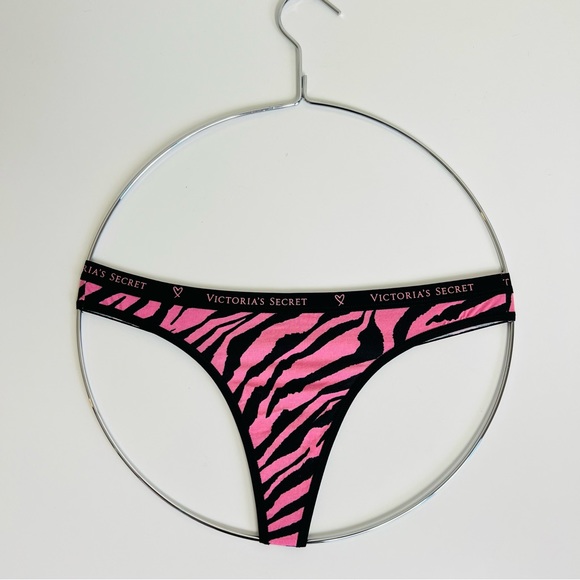 NWT Victoria’s Secret Pink Black Zebra Print Logo Cotton Thong - Picture 3 of 11